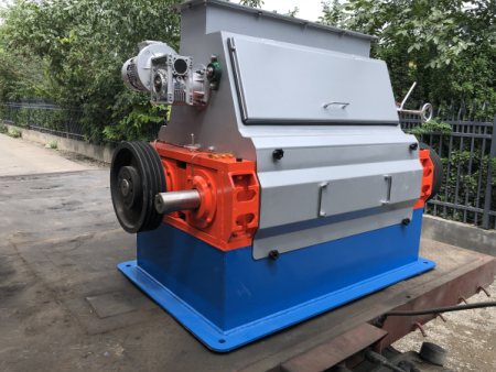 日產(chǎn)100噸玉米壓片機(jī)